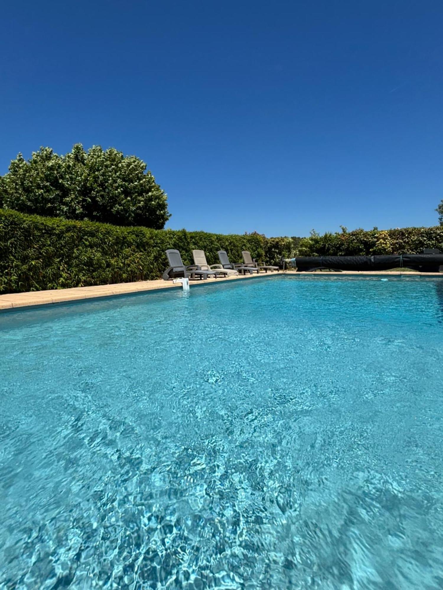 Appart. 4 pers a 6 Kms de Cassis avec acces piscine Roquefort-la-Bédoule Extérieur photo