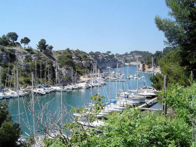 Appart. 4 pers a 6 Kms de Cassis avec acces piscine Roquefort-la-Bédoule Extérieur photo