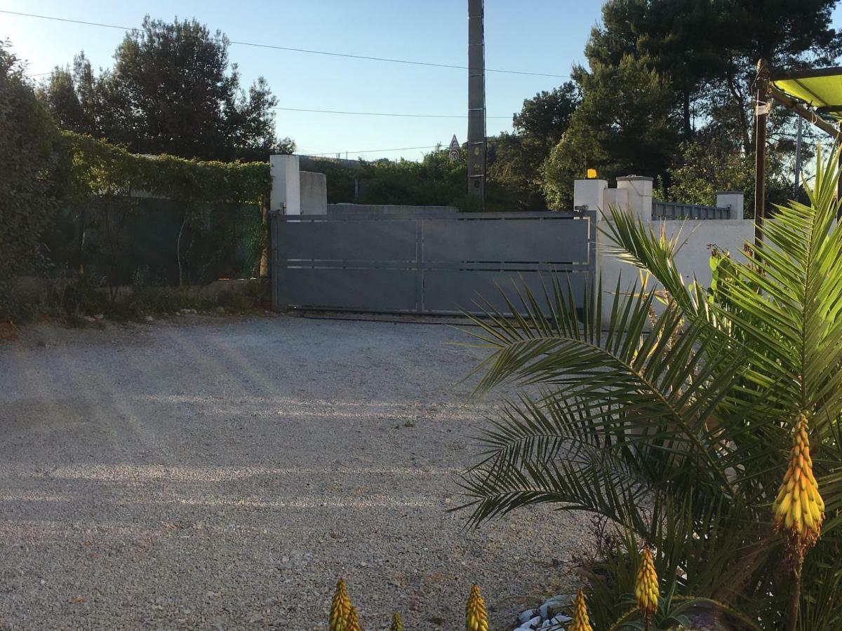 Appart. 4 pers a 6 Kms de Cassis avec acces piscine Roquefort-la-Bédoule Extérieur photo